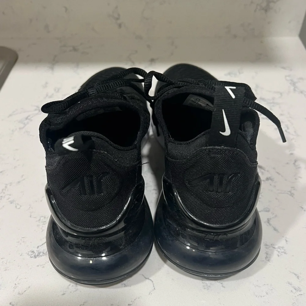 Nike Air Max 270 Black and White Women’s Sneakers - Picture 6 of 12